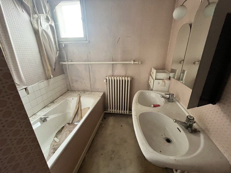 Vente Immeuble CHATEAUMEILLANT - -  150 m² - (18370)