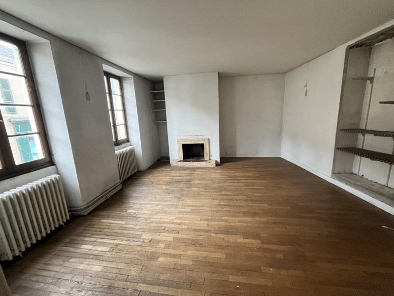 Vente Immeuble CHATEAUMEILLANT - -  150 m² - (18370)