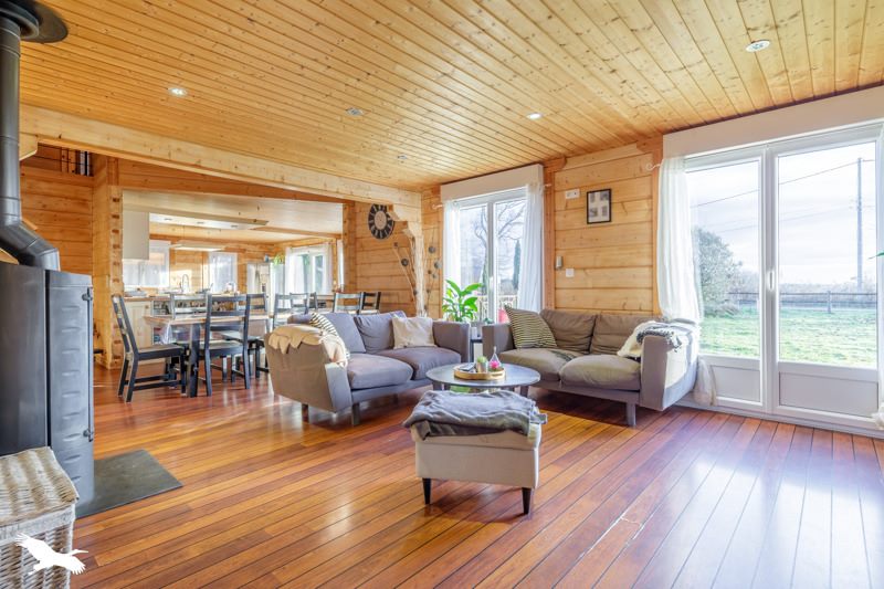 Vente Maison MERS SUR INDRE - 13 pièces -345 m² - (36230)