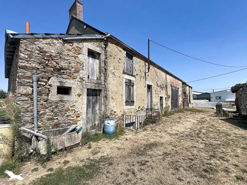 Vente Maison Saint-Priest-la-Marche - 2 pièces -50 m² - (18370)