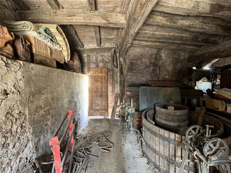 Vente Grange AMBOISE - 1 pièce -81 m² - (37400)