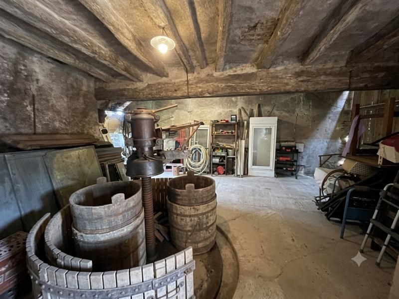 Vente Grange AMBOISE - 1 pièce -81 m² - (37400)