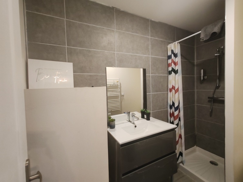 Vente Appartement NAZELLES NEGRON - 2 pièces -33 m² - (37530)