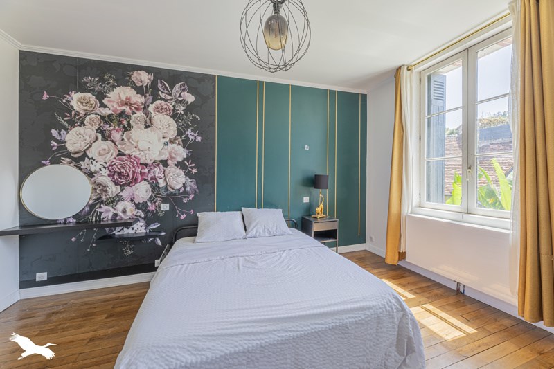 Vente Maison CHARGE - 6 pièces -200 m² - (37530)