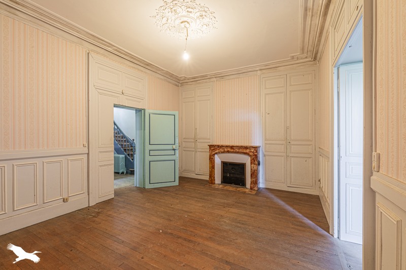 Vente Maison POCE SUR CISSE - 8 pièces -300 m² - (37530)