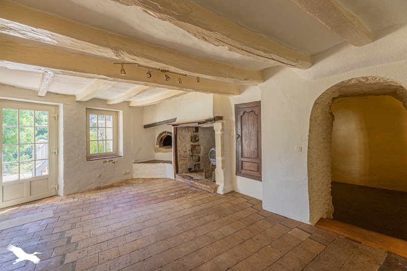 Vente Maison LUSSAULT SUR LOIRE - 8 pièces -167 m² - (37400)