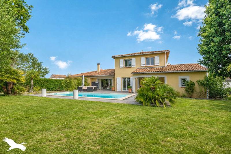 Vente Maison ST CLAR DE RIVIERE - 6 pièces -165 m² - (31600)
