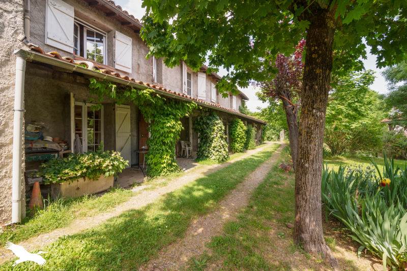 Vente Maison ST LYS - 10 pièces -327 m² - (31470)