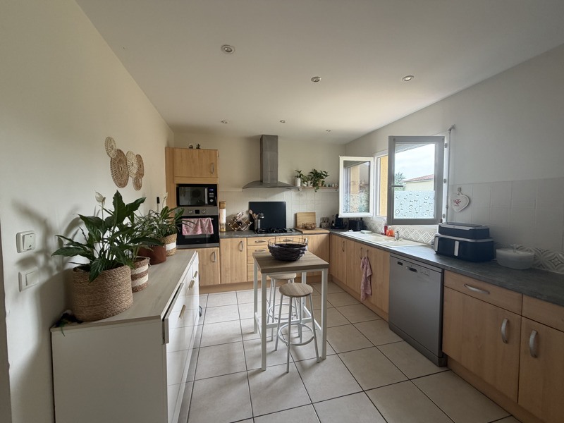 Vente Maison Saint-Lys - 5 pièces -101 m² - (31470)