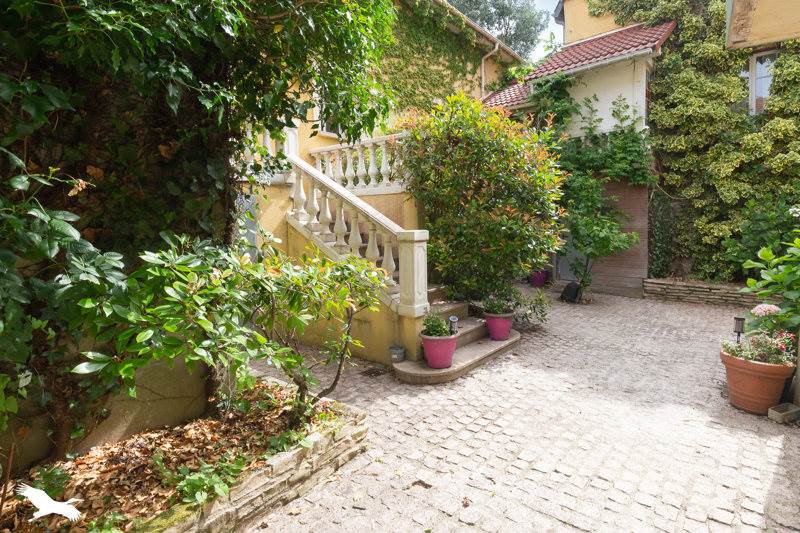 Vente Maison ST PRIX - 9 pièces -201 m² - (95390)