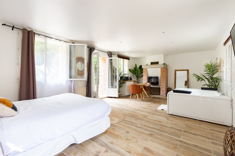 Vente Maison ST PRIX - 9 pièces -201 m² - (95390)