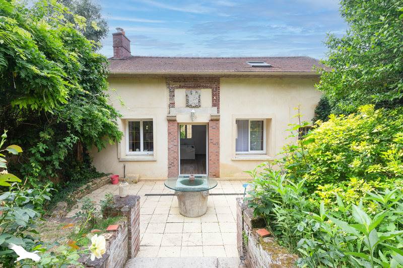 Vente Maison ST PRIX - 9 pièces -201 m² - (95390)