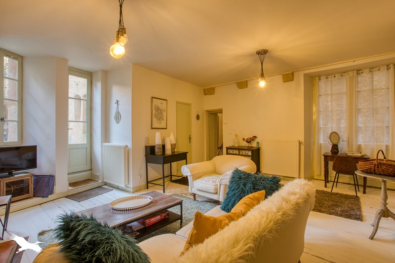 Vente Appartement SARLAT LA CANEDA - 2 pièces -45 m² - (24200)