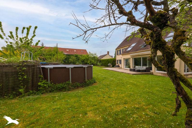Vente Maison MONTCHEVREUIL - 9 pièces -236 m² - (60240)
