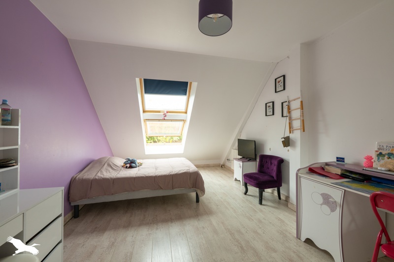 Vente Maison MONTCHEVREUIL - 9 pièces -236 m² - (60240)