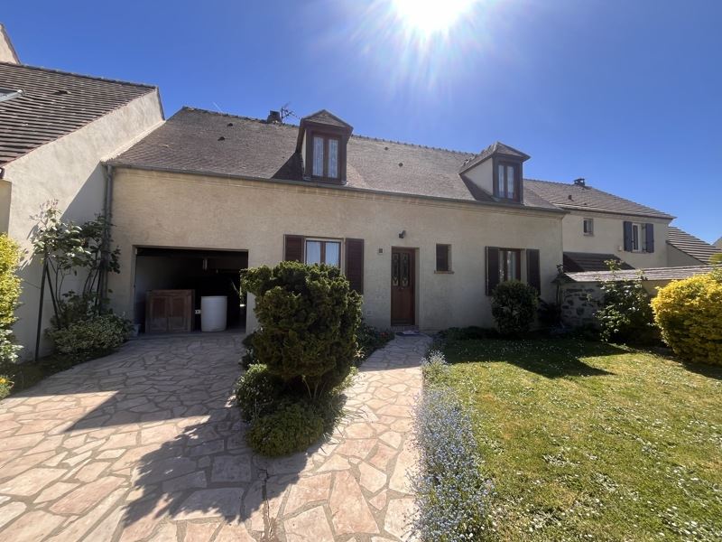 Vente Maison MARINES - 7 pièces -165 m² - (95640)