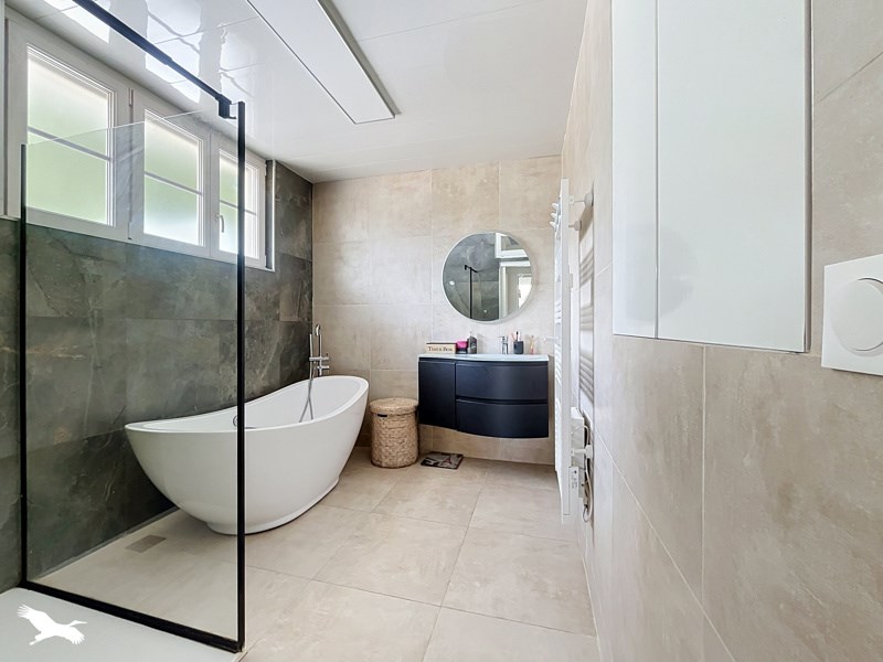 Vente Maison FRESNE LEGUILLON - 8 pièces -155 m² - (60240)