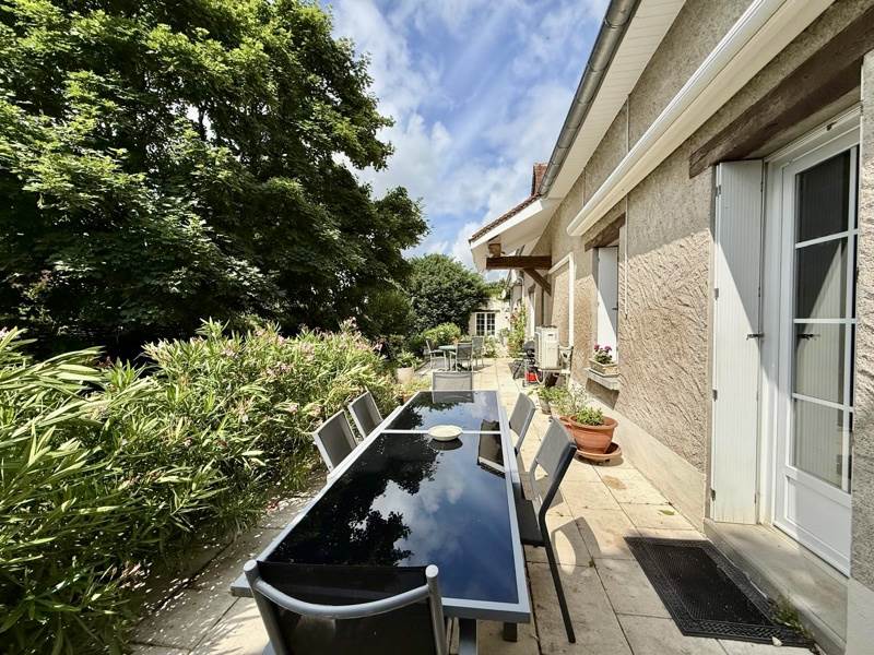 Vente Maison LUZILLE - 6 pièces -220 m² - (37150)