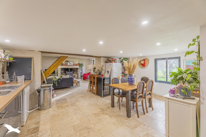 Vente Maison ATHEE SUR CHER - 8 pièces -150 m² - (37270)