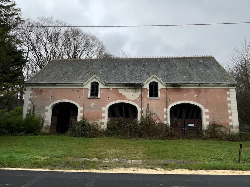 Vente Grange EPEIGNE LES BOIS - 2 pièces -500 m² - (37150)