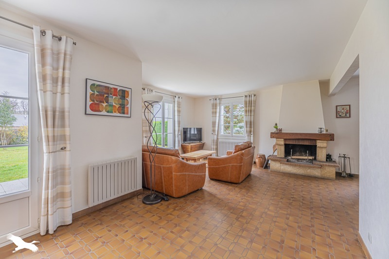 Vente Maison EPEIGNE LES BOIS - 6 pièces -150 m² - (37150)