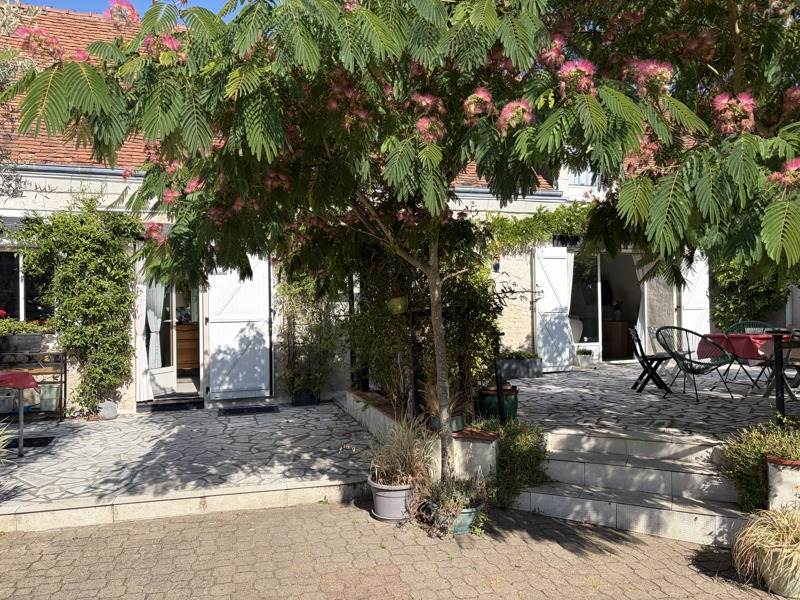Vente Maison CIVRAY DE TOURAINE - 5 pièces -165 m² - (37150)
