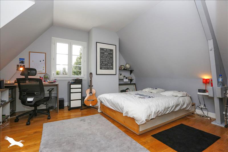 Vente Maison ST AVERTIN - 7 pièces -234 m² - (37550)