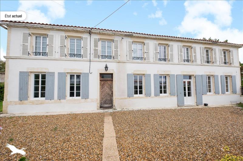 Vente Maison CHAILLEVETTE - 9 pièces -300 m² - (17890)
