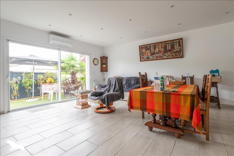 Vente Maison LA TREMBLADE - 3 pièces -85 m² - (17390)