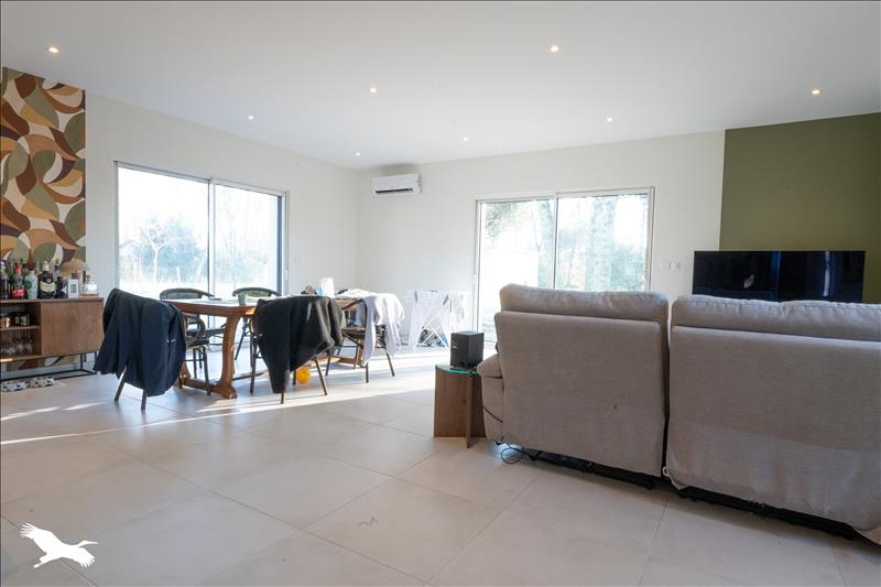Vente Maison LA TREMBLADE - 4 pièces -106 m² - (17390)