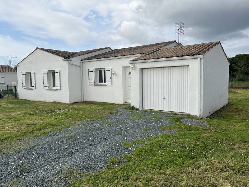 Vente Maison ETAULES - 5 pièces -85 m² - (17750)