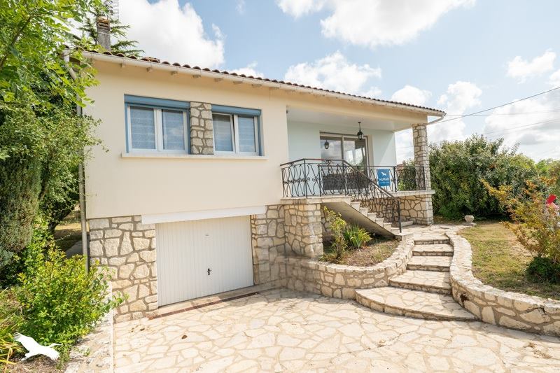 Vente Maison CHAILLEVETTE 17890 3 pièces - 96 m²