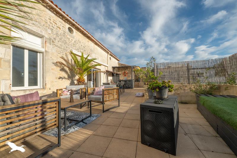 Vente Appartement LA TREMBLADE - 4 pièces -128 m² - (17390)