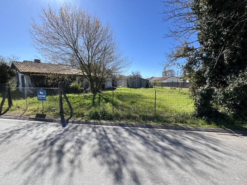 Vente Terrain LA TREMBLADE - -400 m² - (17390)