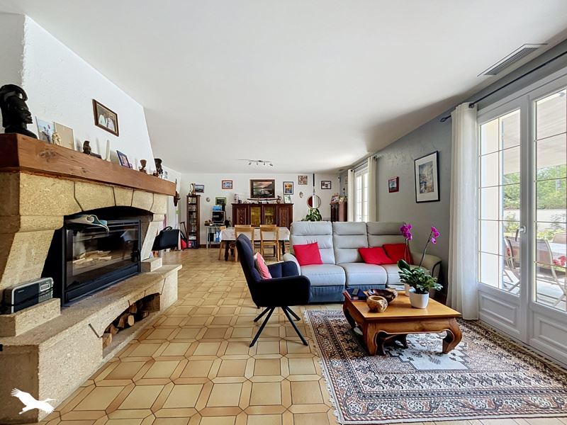 Vente Maison LA TREMBLADE - 6 pièces -125 m² - (17390)