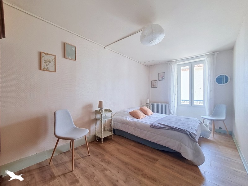 Vente Maison LA TREMBLADE - 6 pièces -141 m² - (17390)