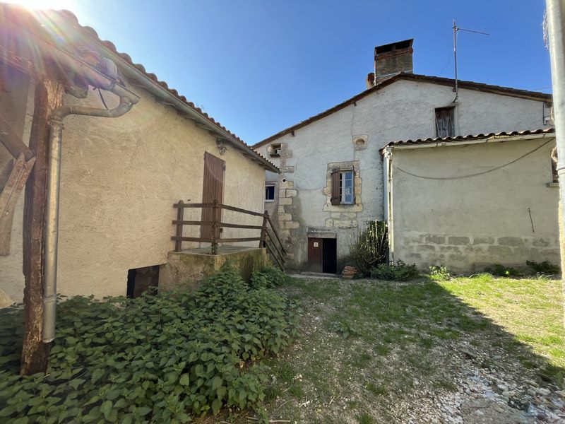 Vente Maison CHANTERAC - 5 pièces -91 m² - (24190)