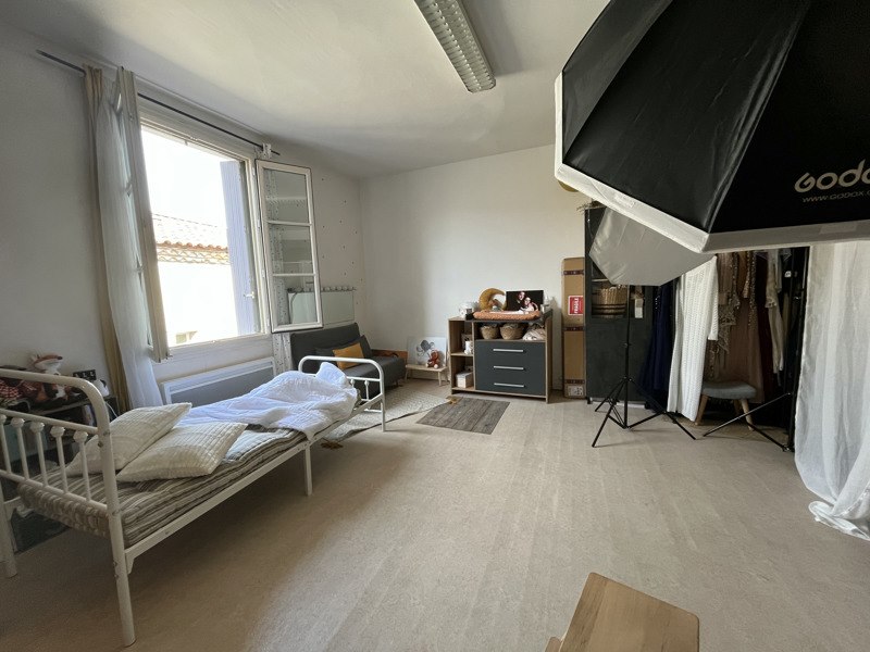 Vente Immeuble ST ASTIER - 8 pièces -  180 m² - (24110)