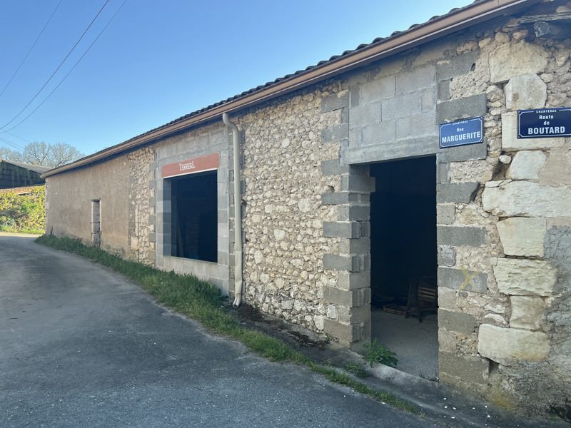 Vente Maison CHANTERAC - 6 pièces -300 m² - (24190)