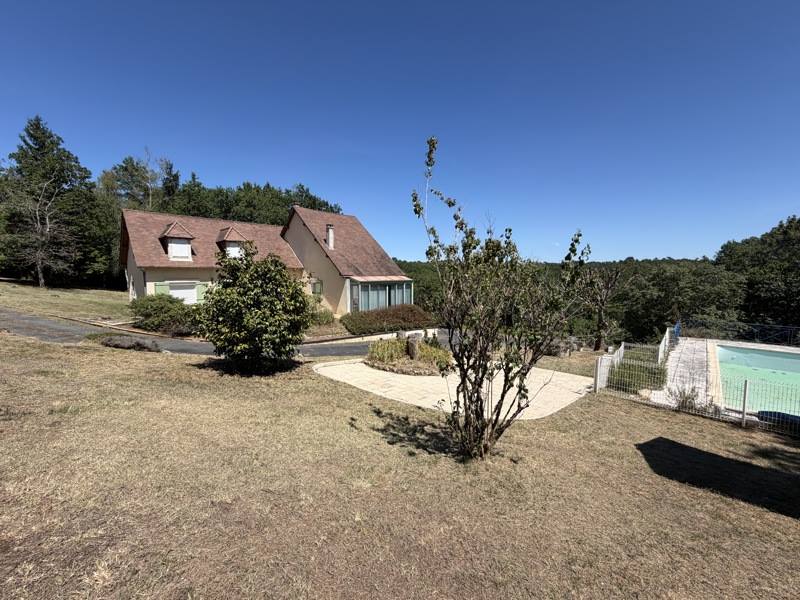 Vente Maison ST LEON SUR L ISLE - 6 pièces -144 m² - (24110)