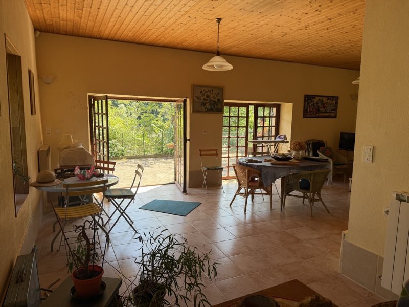 Vente Maison ST ASTIER - 7 pièces -340 m² - (24110)