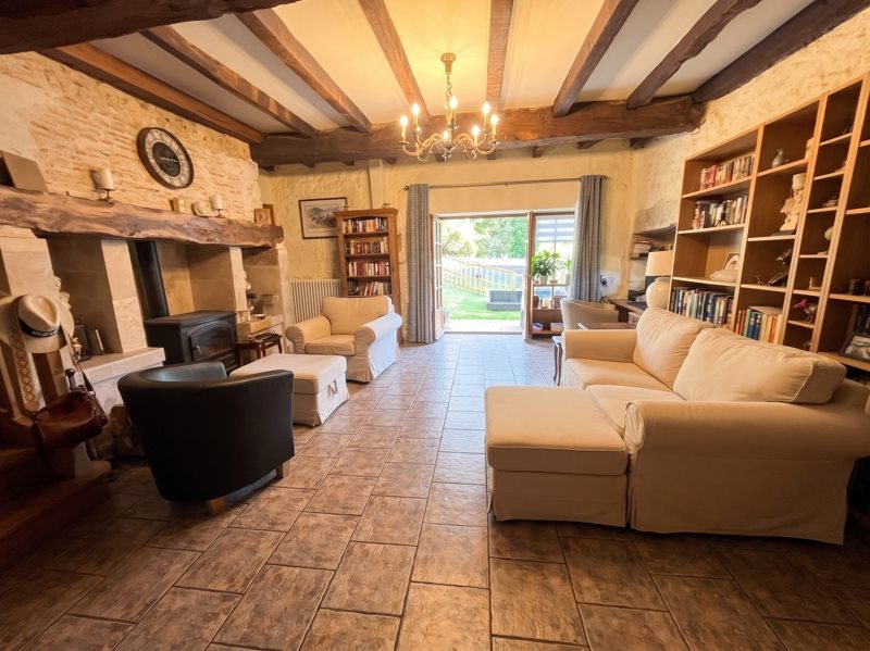 Vente Maison Saint-Aquilin - 3 pièces -100 m² - (24110)
