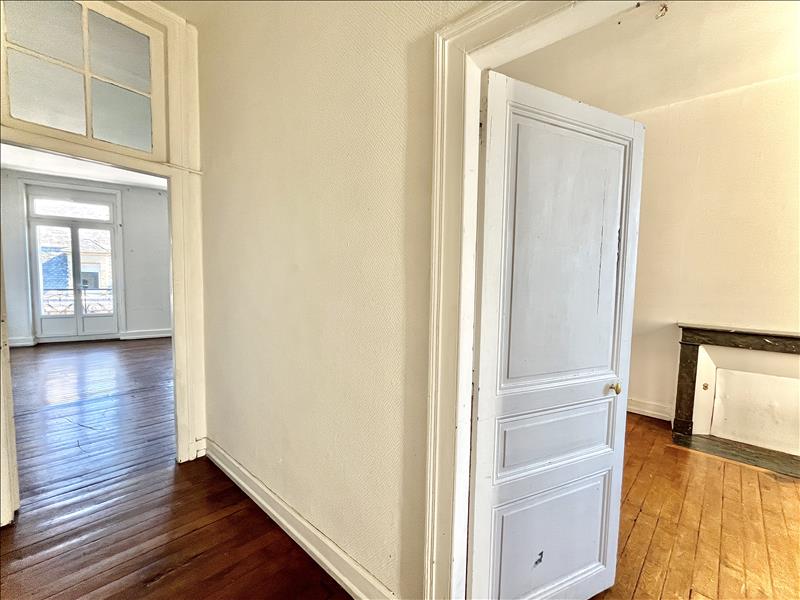 Vente Appartement BRIVE LA GAILLARDE - 2 pièces -76 m² - (19100)
