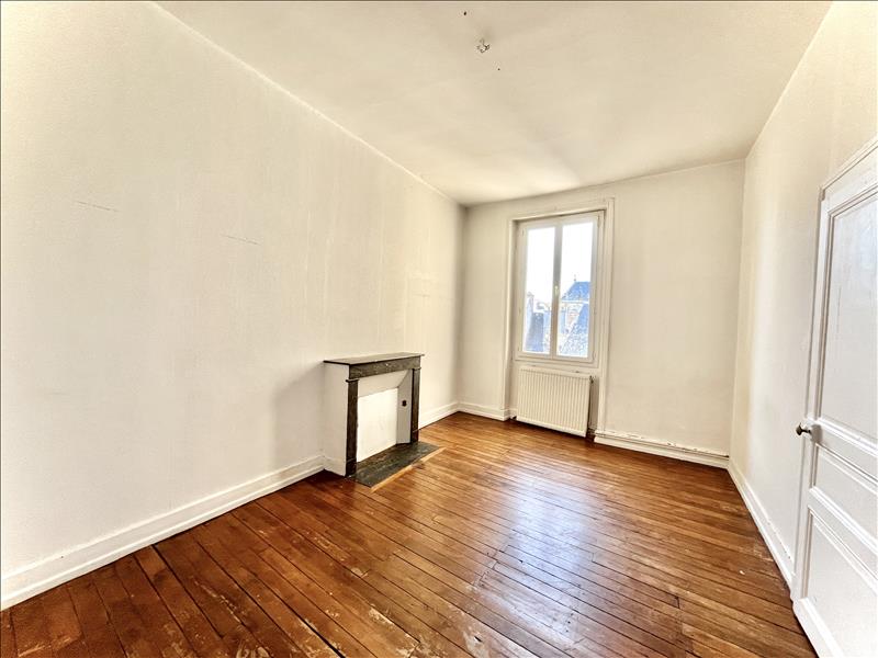 Vente Appartement BRIVE LA GAILLARDE - 2 pièces -76 m² - (19100)