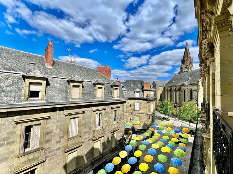 Vente Appartement BRIVE LA GAILLARDE - 2 pièces -76 m² - (19100)