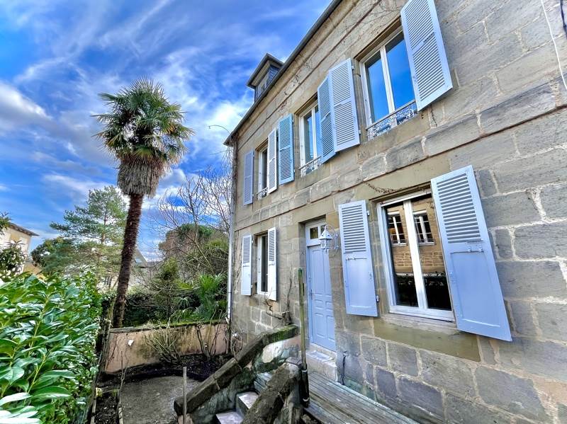 Vente Maison BRIVE LA GAILLARDE - 6 pièces -135 m² - (19100)