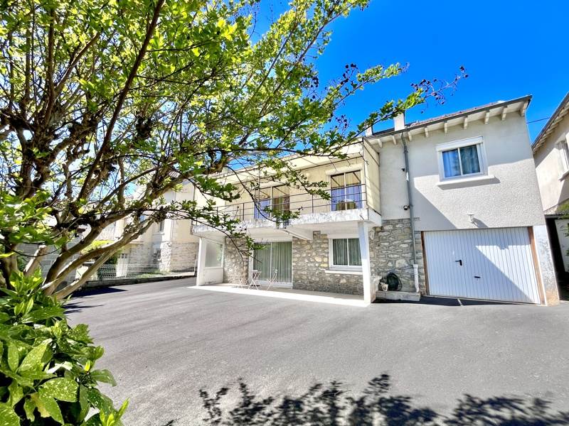 Vente Maison BRIVE LA GAILLARDE - 6 pièces -138 m² - (19100)