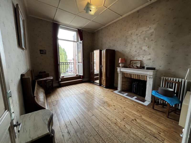 Vente Maison FUMEL - 9 pièces -217 m² - (47500)