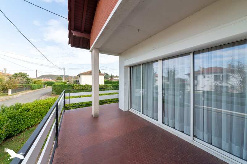 Vente Maison MONTAYRAL - 7 pièces -204 m² - (47500)