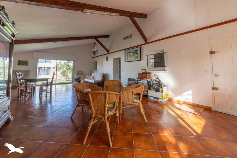 Vente Maison MONTAYRAL - 7 pièces -204 m² - (47500)